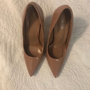 Camel patent pumps